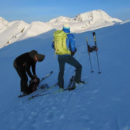 홈스테이 Haus Hubertus *