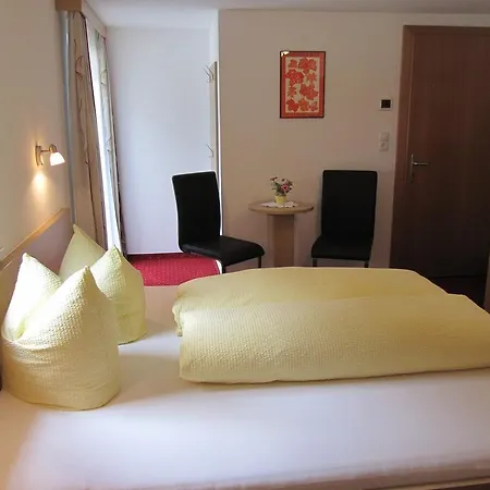 Privatunterkunft Haus Hubertus Vent