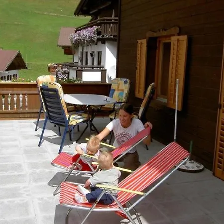 Privatunterkunft Haus Hubertus *
