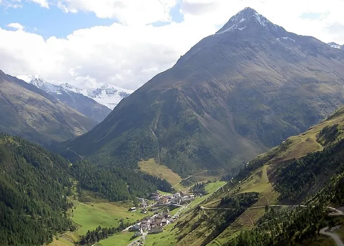 Haus Hubertus ホームステイ *