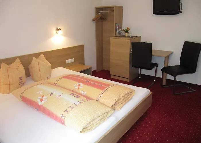 ホームステイ Haus Hubertus *