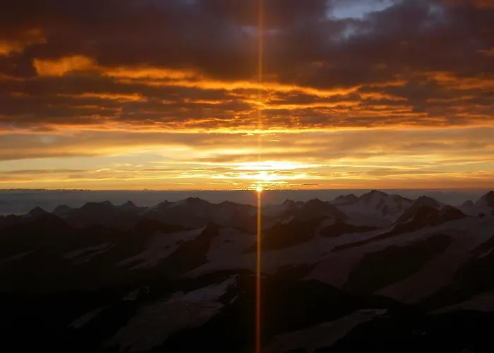 ホームステイ Haus Hubertus フェント