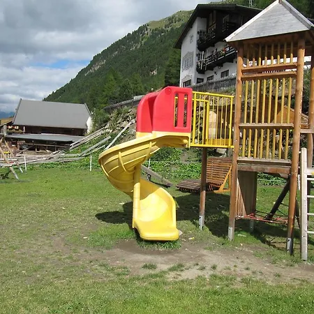 홈스테이 Haus Hubertus *