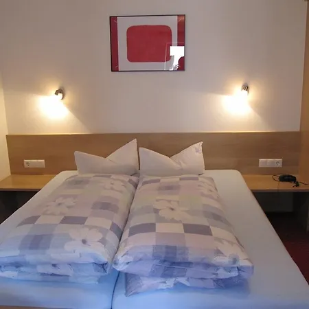 홈스테이 Haus Hubertus *